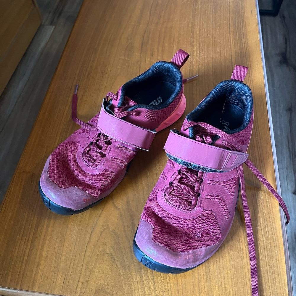 Innovate women’s Athletic/lifting Shoes